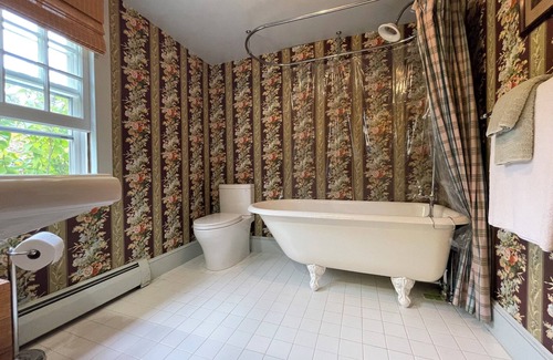 Winsted House | Experience Fall in the Berkshires