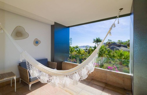 Cabo San Lucas Apartment | Experience luxury in Los Cabos! All that you need is in this 2 bedroom suite.