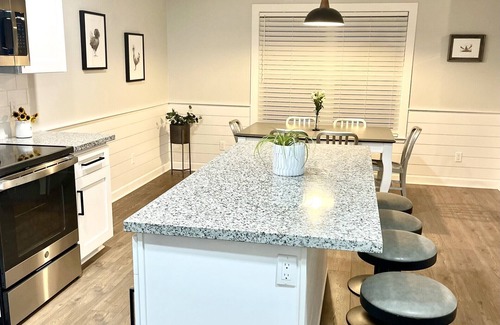 Ocean Springs House | Experience Ocean Springs charm near Hard Rock Casino and Wonderful Locations
