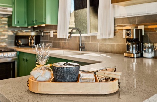 Arrowhead Villas House | Experience Quite- Family friendly, near village, lake & SkyPark