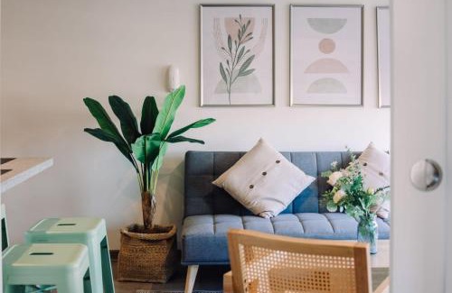 Barrio Italia Apartment | Experience the Charm of Nunoa The Best Comfort