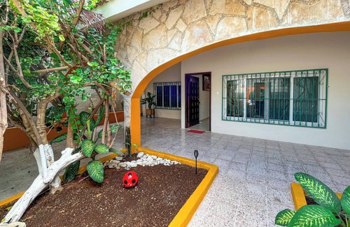 Colonia Adolfo Lopez Mateos House | Experience the essence of Cozumel at Casa Troy