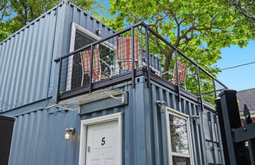 Phoenix Hill Apartment | Experience the Unique Re-Nu Shipping Container #5