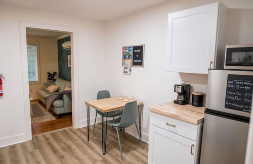 Hanahan Apartment | Experience the Perfect Place to Explore Like a Local