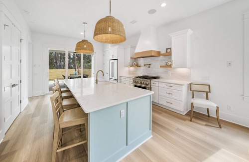 White's Gulfview House | Experience Ultimate Coastal Bliss at "Watermelon & Wine" - Your Newest 30A Haven
