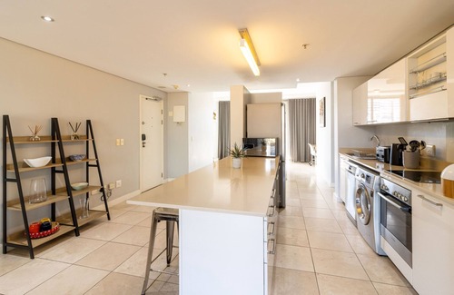 Victoria and Alfred Waterfront Apartment | Experience Uninterrupted Comfort Fully Furnished 2br Flat Free From Loadsheding