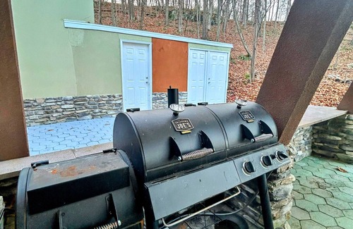 Stroudsburg House | Experience you’ve been waiting for! Enjoy this unique luxurious getaway!