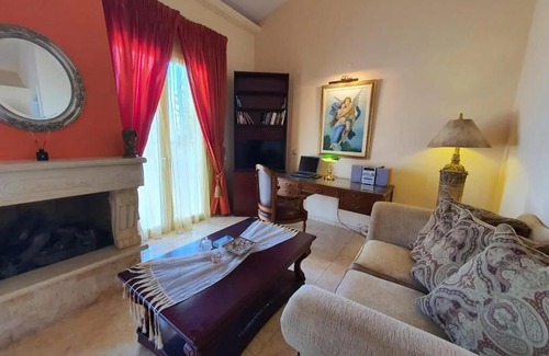 Agios Myronas Apartment | EXPLOR Mansion - Inclusive Experience