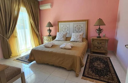 Agios Myronas Apartment | EXPLOR Mansion - Inclusive Experience