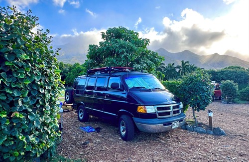 Kahului House | Explore Maui with “Good Vibes “