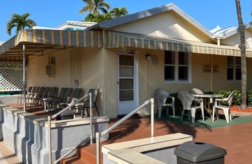 Hollywood Hotel | Expo Motel