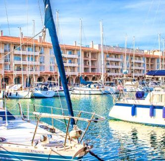 Almerimar Apartment | Expoholidays - Duplex vistas al Puerto deportivo Almerimar