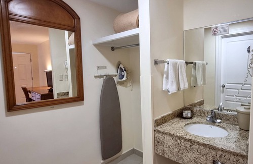 Monclova Hotel | Express by Las Misiones