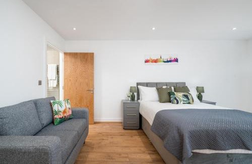 Woolwich Riverside Apartment | Exquisite 2bed Apt with Parking Near 02 Arena