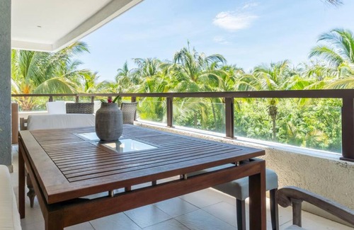 Granjas del Marques Apartment | Exquisite Acapulco Retreat in La Isla Residence