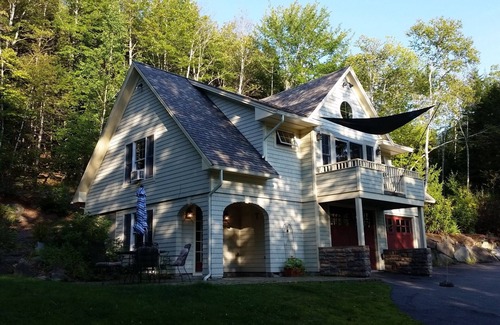 Northport Cottage | Exquisite Carriage House in Beautiful Coastal Maine