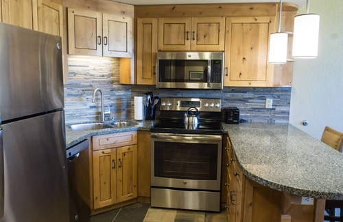 Park City Condo | Exquisite Condo, Great for Families, Ski in/out by RedAwning - Save 20% on 7+ Nights!