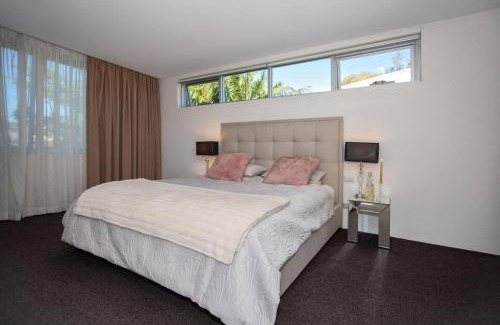 Kingsford Villa | Exquisite Family Home Near Coogee Beach