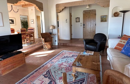 Eldorado at Santa Fe House | Exquisite Mountain Panoramas, tranquility, just 16 miles from downtown Santa Fe