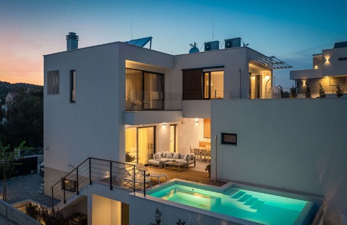 Jezera Villa | Exquisite Murter Villa | Villa Luxor | 4 Bedrooms | Heated Pool & Spa & Gym |.