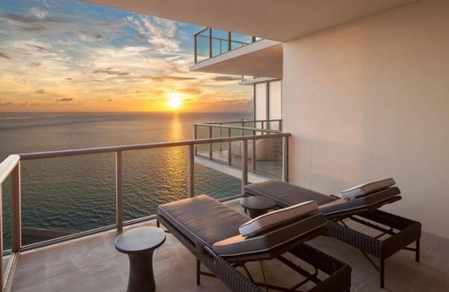 Seybold Apartment | Exquisite private suite in St. Regis Bal Harbour Hotel