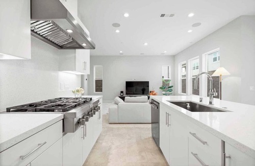 Foothill Ranch House | Exquisite Retreat on Pin Ln #41790