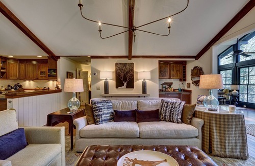 Cashiers House | Exquisite Stone Cottage 1/2 mile from Crossroads with View of LIttle Sheepcliff