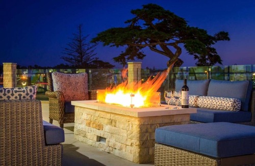 Marina House | Extend your stay in Monterey Bay
