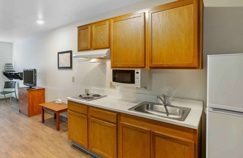 West Valley City Hotel | Extended Stay America Select Suites - Salt Lake City - West Valley City