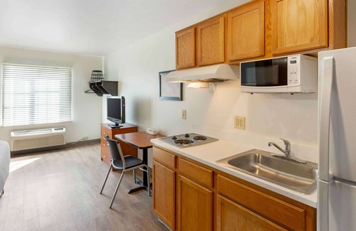 West Valley City Hotel | Extended Stay America Select Suites - Salt Lake City - West Valley City