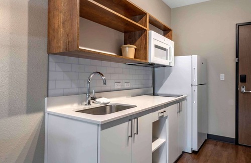 Port Charlotte - Charlotte Harbor Hotel | Extended Stay America Premier Suites Port Charlotte I75