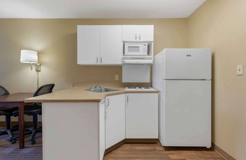 West Valley City Hotel | Extended Stay America Suites Salt Lake City West Valley Ctr