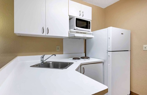Southpoint Hotel | Extended Stay America Select Suites - Jacksonville - Lenoir Avenue East