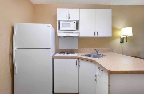 Gainesville Hotel | Extended Stay America Select Suites Gainesville I-75
