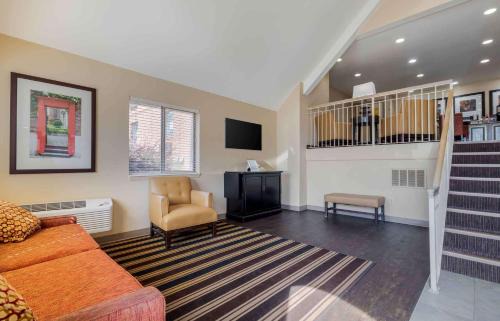 Greenville - Spartanburg Hotel | Extended Stay America Select Suites - Greenville - Haywood Mall
