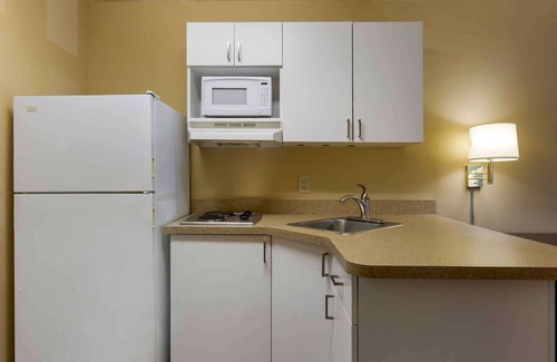 North Scottsdale Hotel | Extended Stay America Select Suites Phoenix Scottsdale North