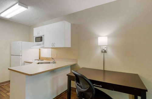 Cumberland Hotel | Extended Stay America Select Suites - Atlanta - Marietta - Windy Hill