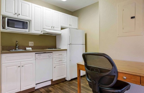 Brookhaven Hotel | Extended Stay America Select Suites Atlanta Buckhead