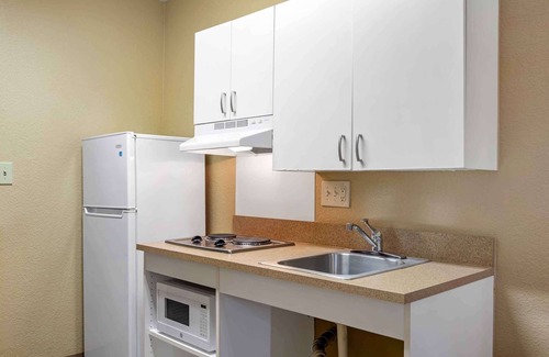 Morrow Hotel | Extended Stay America Select Suites Atlanta Morrow