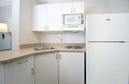 Boca Raton Hotel | Extended Stay America Suites Boca Raton Commerce