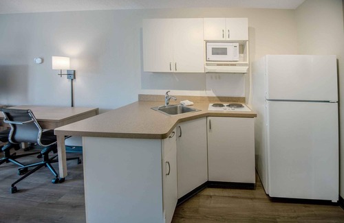 Boca Raton Hotel | Extended Stay America Suites Boca Raton Commerce