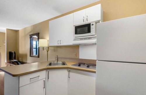 Clearwater Hotel | Extended Stay America Suites St Petersburg Clearwater ExecDr