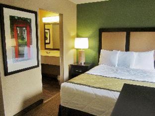 Northville Hotel | Extended Stay America Suites - Detroit - Novi - Orchard Hill Place