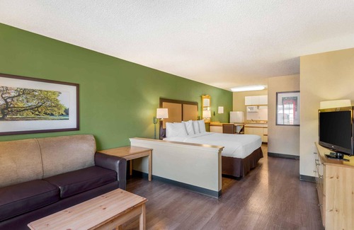 Five Oaks Hotel | Extended Stay America Suites Portland Beaverton