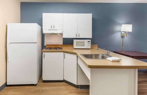White Station Hotel | Extended Stay America Suites Memphis Germantown West