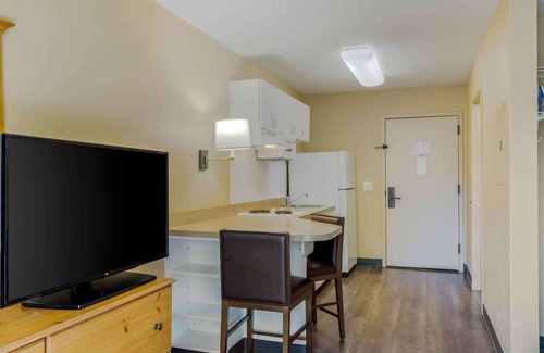 Waltham Hotel | Extended Stay America Suites Boston Waltham 52 4th Ave