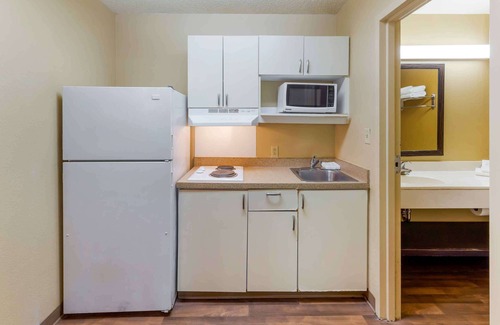 Durham Hotel | Extended Stay America Suites Durham University
