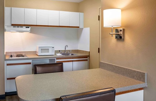 Newark Hotel | Extended Stay America Suites Newark Christiana Wilmington