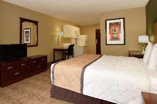 Orange Hotel | Extended Stay America Suites - Cleveland - Beachwood - Orange Place - South