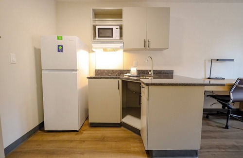 Orange Hotel | Extended Stay America Suites Cleveland Beachwood Orange Pl S